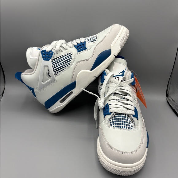 Jordan Other - Size 9 - Air Jordan 4 Retro 2024 Military Blue